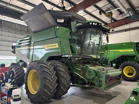  John Deere X9 1100