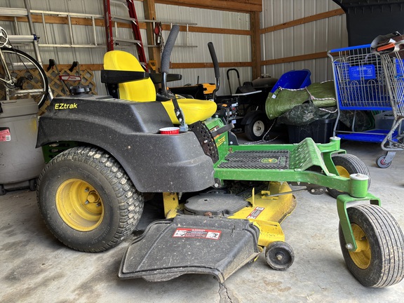 Used 2014 John Deere Z445 Zero Turn Mowers at Koenig Equipment in Oxford, OH - Photo2