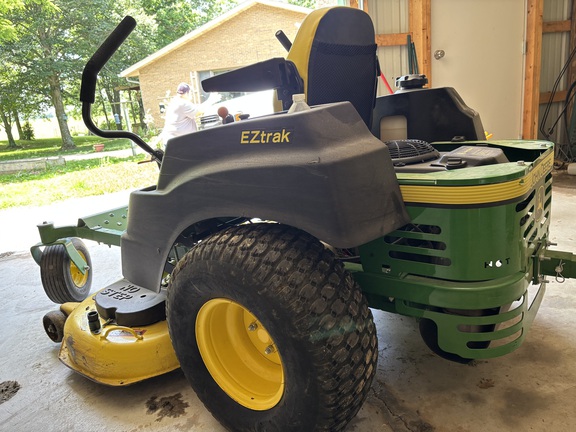 Used 2014 John Deere Z445 Zero Turn Mowers at Koenig Equipment in Oxford, OH - Photo5