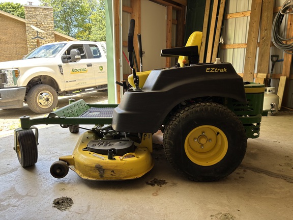 Used 2014 John Deere Z445 Zero Turn Mowers at Koenig Equipment in Oxford, OH - Photo6