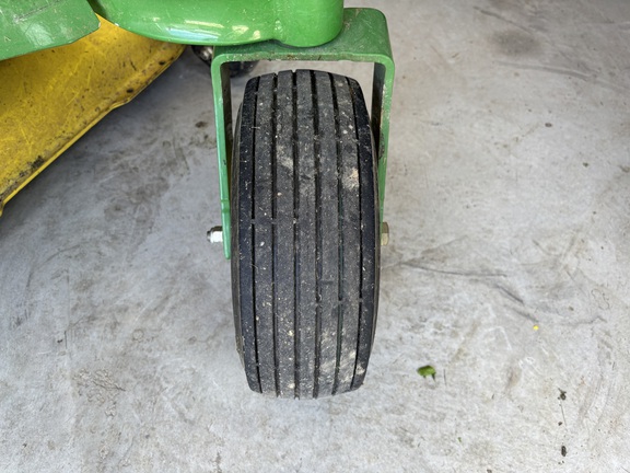 Used 2014 John Deere Z445 Zero Turn Mowers at Koenig Equipment in Oxford, OH - Photo9