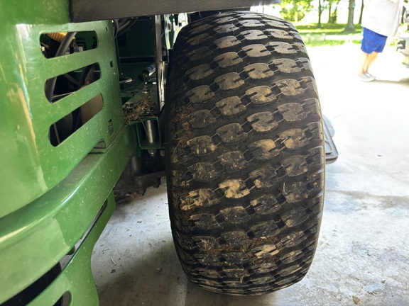 Used 2014 John Deere Z445 Zero Turn Mowers at Koenig Equipment in Oxford, OH - Photo10