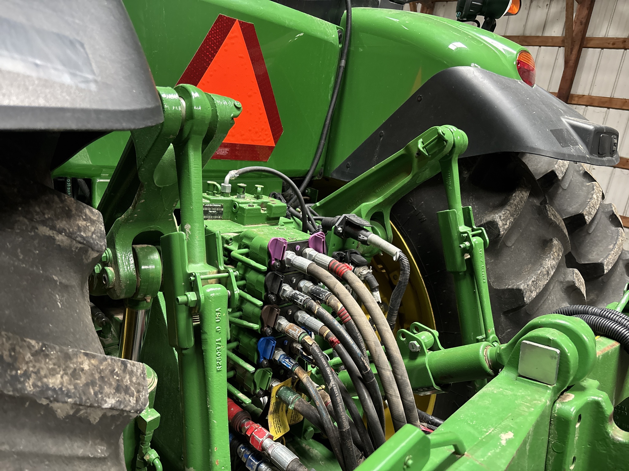 Used 2013 John Deere 8285R Row Crop Tractors at Koenig Equipment in Urbana, OH - PhotoXL11