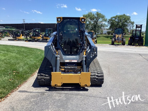 Photo of 2025 John Deere 335 P