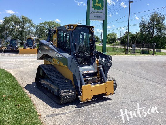 Photo of 2025 John Deere 335 P