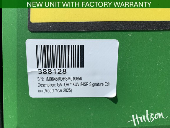 Photo of 2025 John Deere XUV 845R Signature Edition