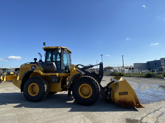 2023 John Deere 524 P