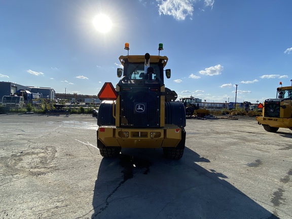 2023 John Deere 524 P