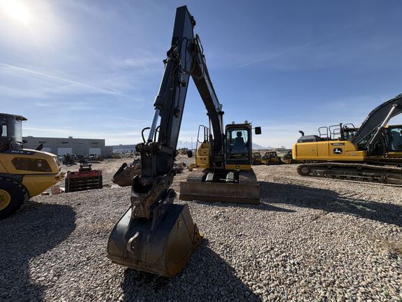 2022 John Deere 130G LC