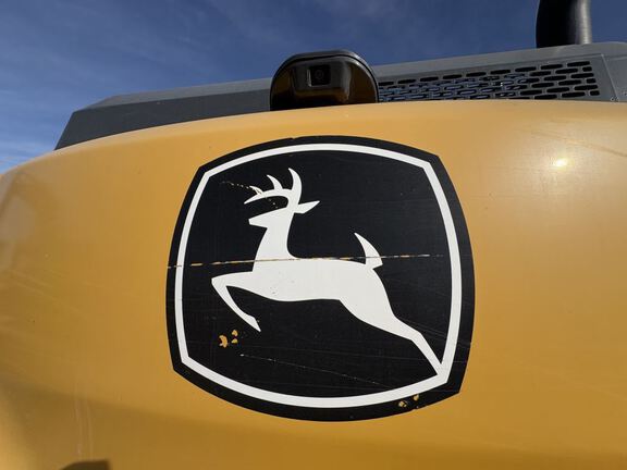 2022 John Deere 130G LC
