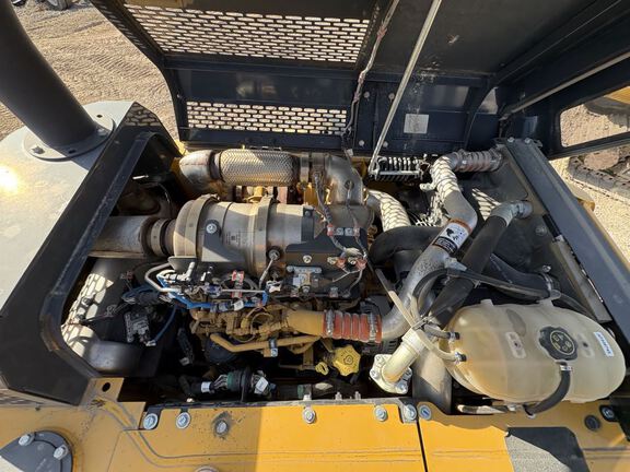 2022 John Deere 130G LC