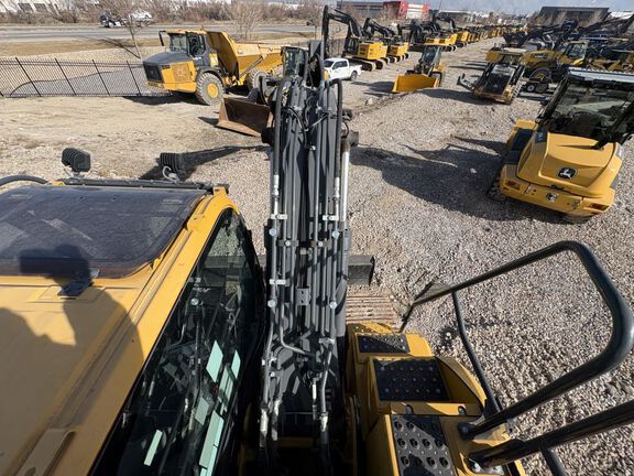2022 John Deere 130G LC
