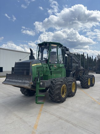 Photo of 2020 John Deere 1210G