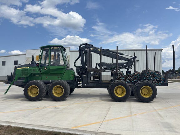 2020 John Deere 1210G