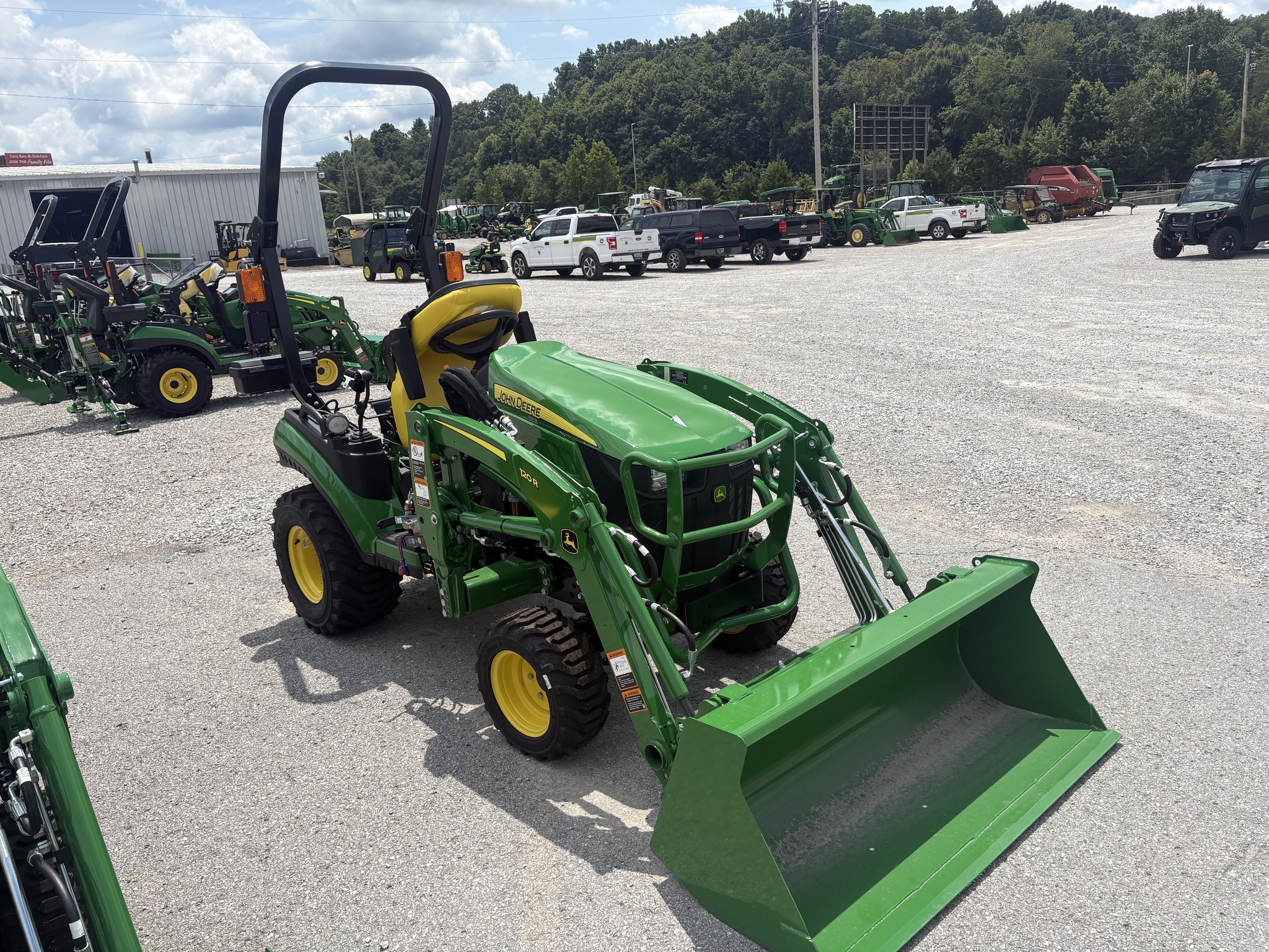 2026 John Deere 1025R