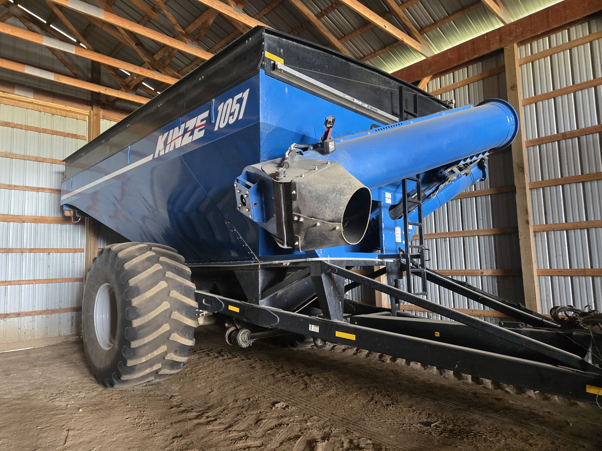 2018 Kinze 1051
