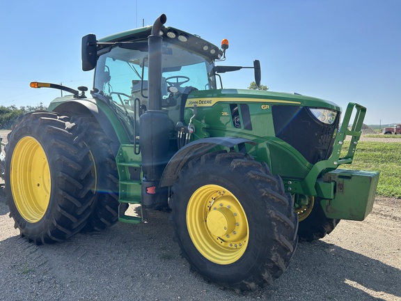 2023 John Deere 6R 215 Used Equipment