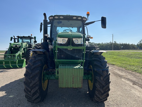 2023 John Deere 6R 215 (6th thumbnail)