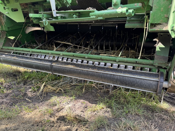 Used 2022 John Deere 560M Round Balers at Horizon Ag & Turf in Vermilion, AB - Photo13