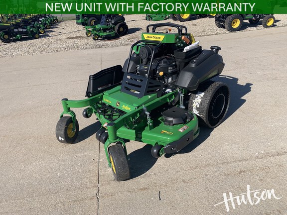 Photo of 2025 John Deere Q850M