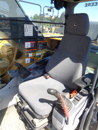 2024 John Deere 350 P-Tier