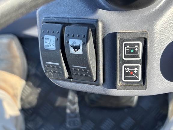 2025 Hamm HC70I