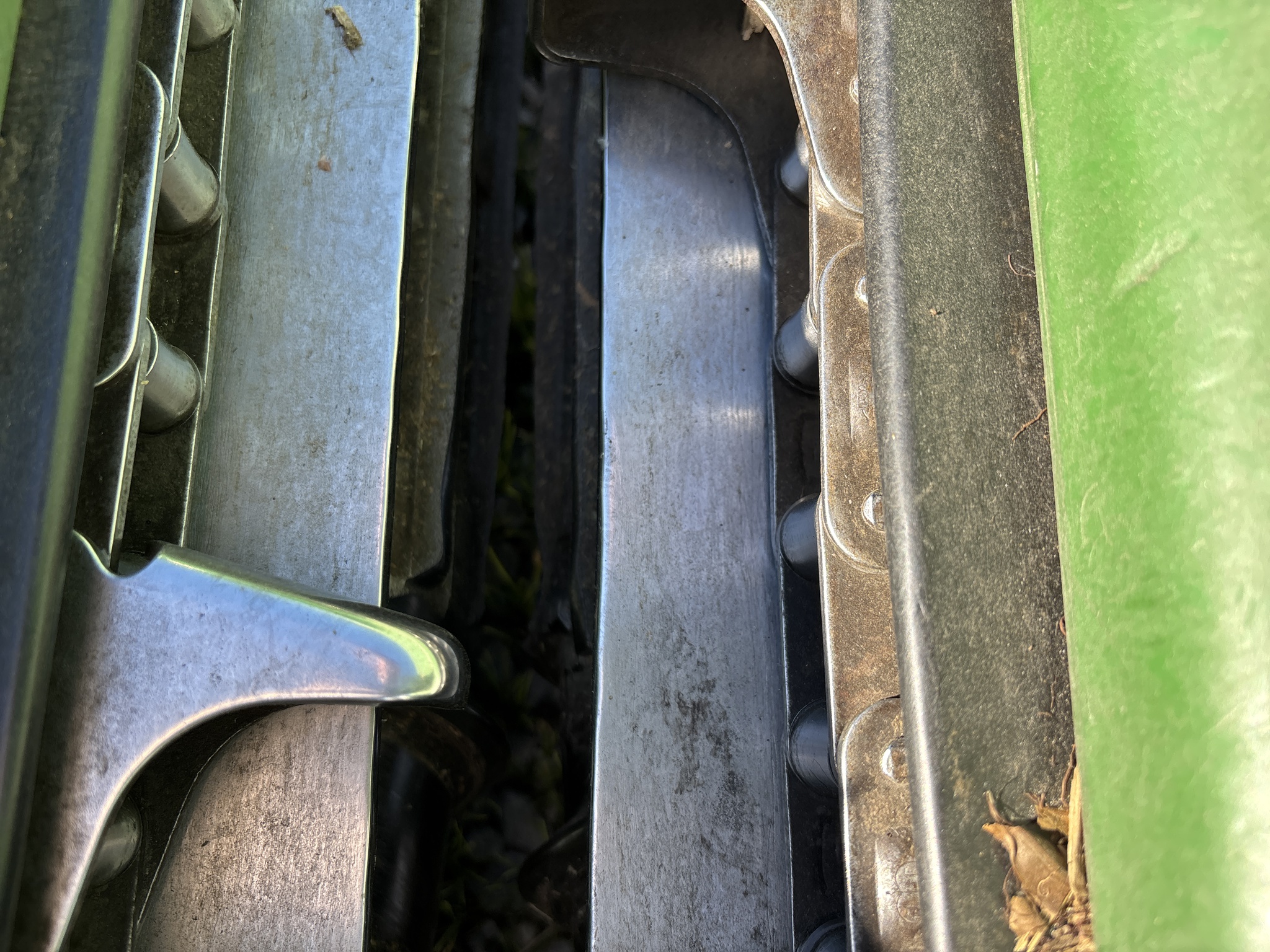 Used 2013 John Deere 606C Corn and Row Crop headers at Koenig Equipment in Anna, OH - PhotoXL11