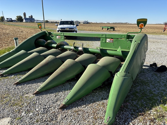 John Deere 606C