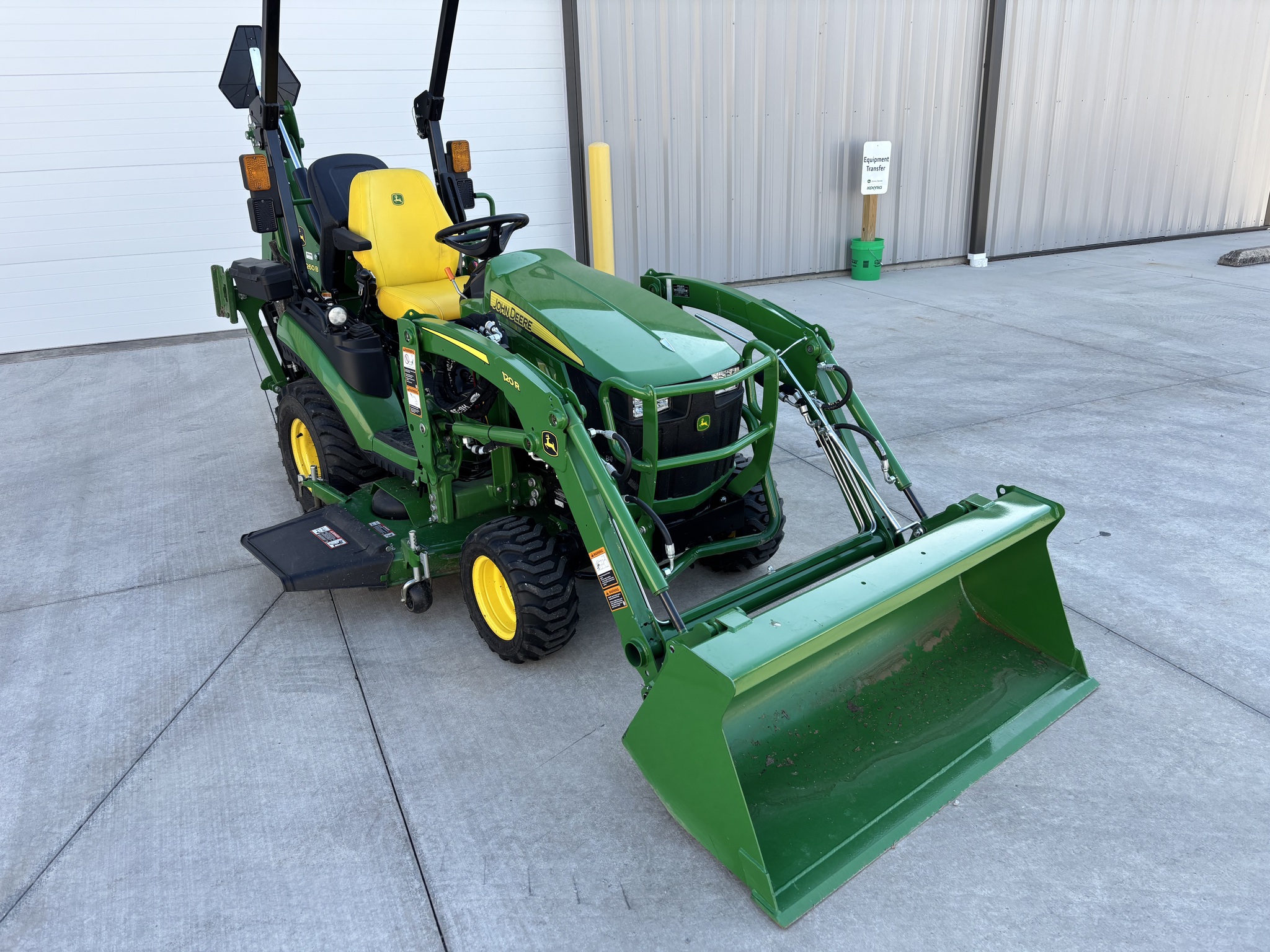 Used 2024 John Deere 1025R Compact Utility Tractors at Koenig Equipment in Botkins, OH - PhotoXL4