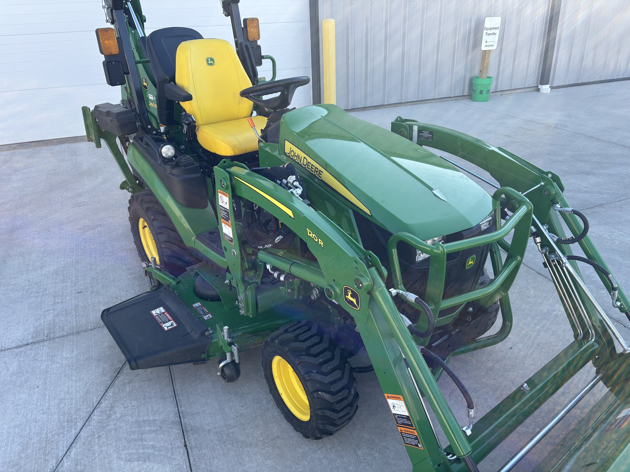 Used 2024 John Deere 1025R Compact Utility Tractors at Koenig Equipment in Botkins, OH - PhotoXL6
