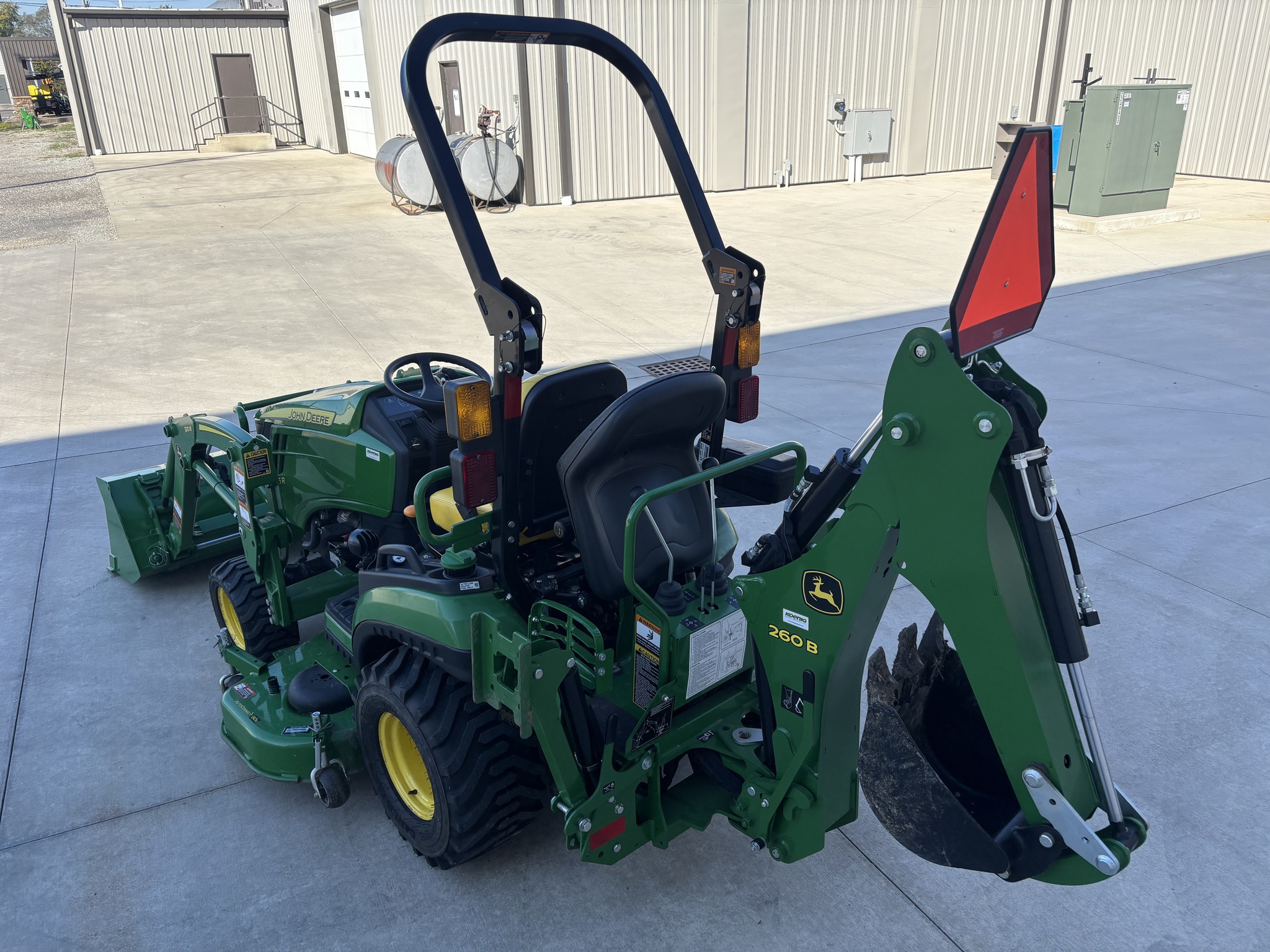 Used 2024 John Deere 1025R Compact Utility Tractors at Koenig Equipment in Botkins, OH - PhotoXL9