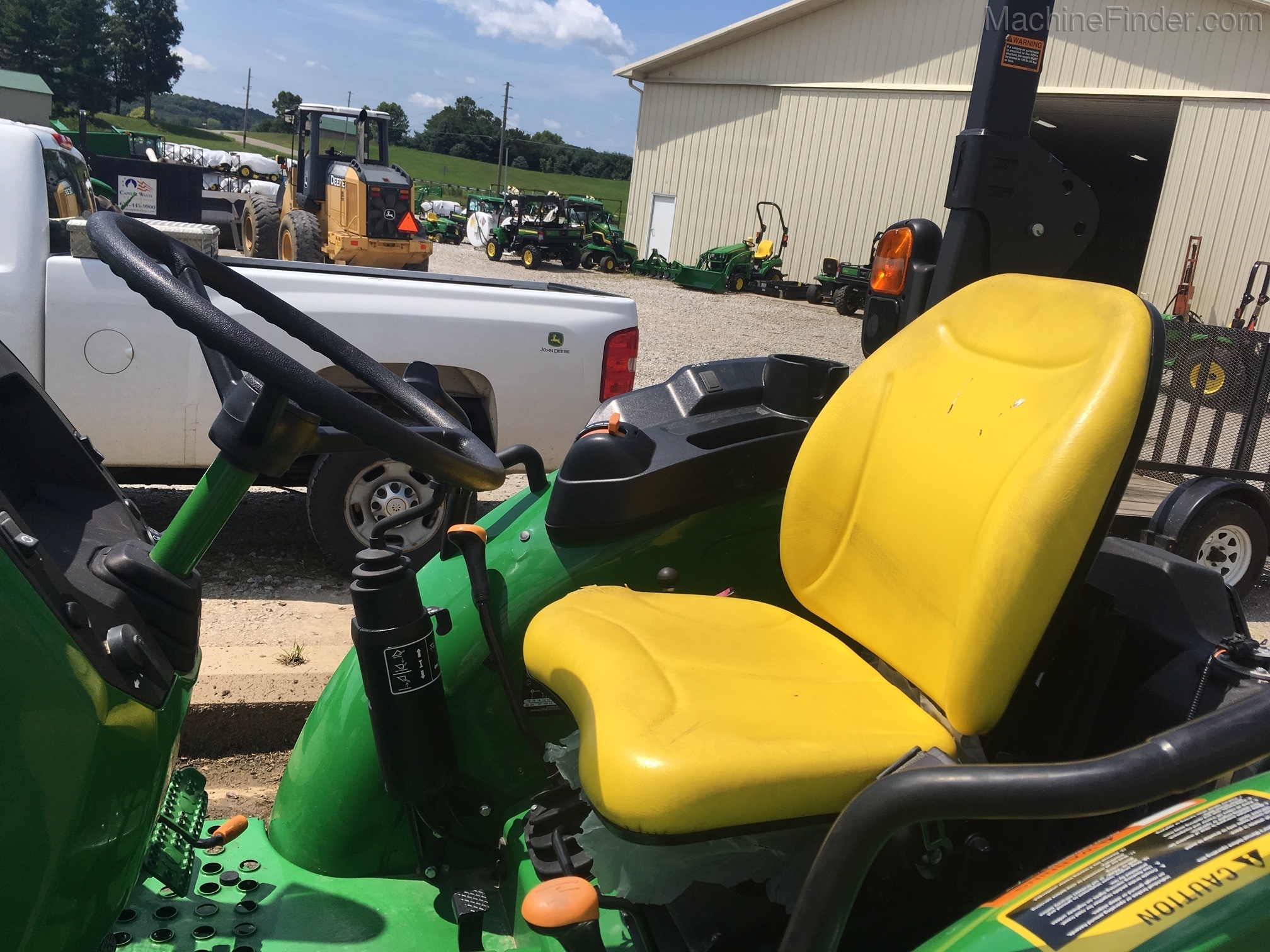 2018 John Deere 5065E Image 6