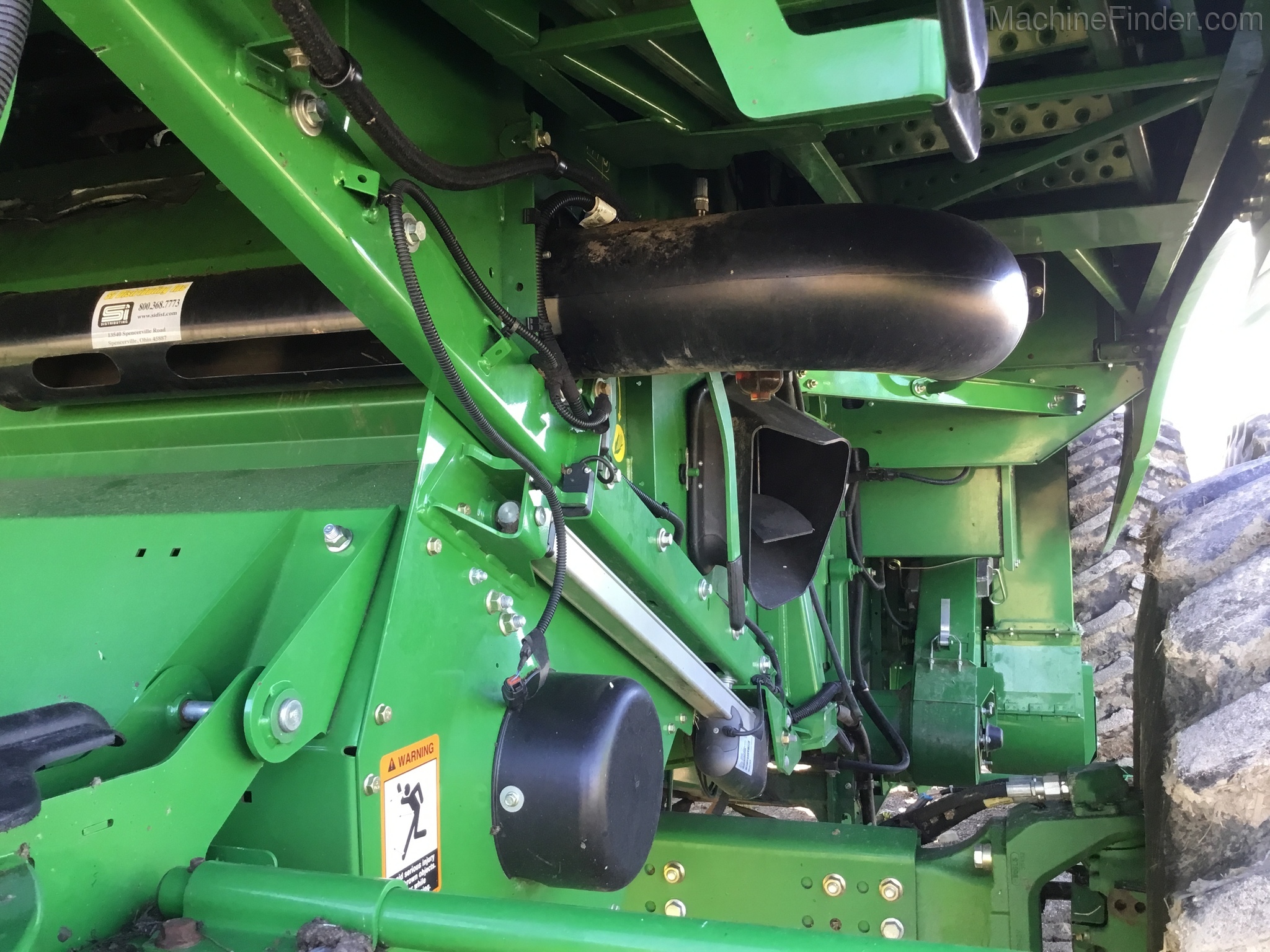 2014 John Deere S670 Image 24