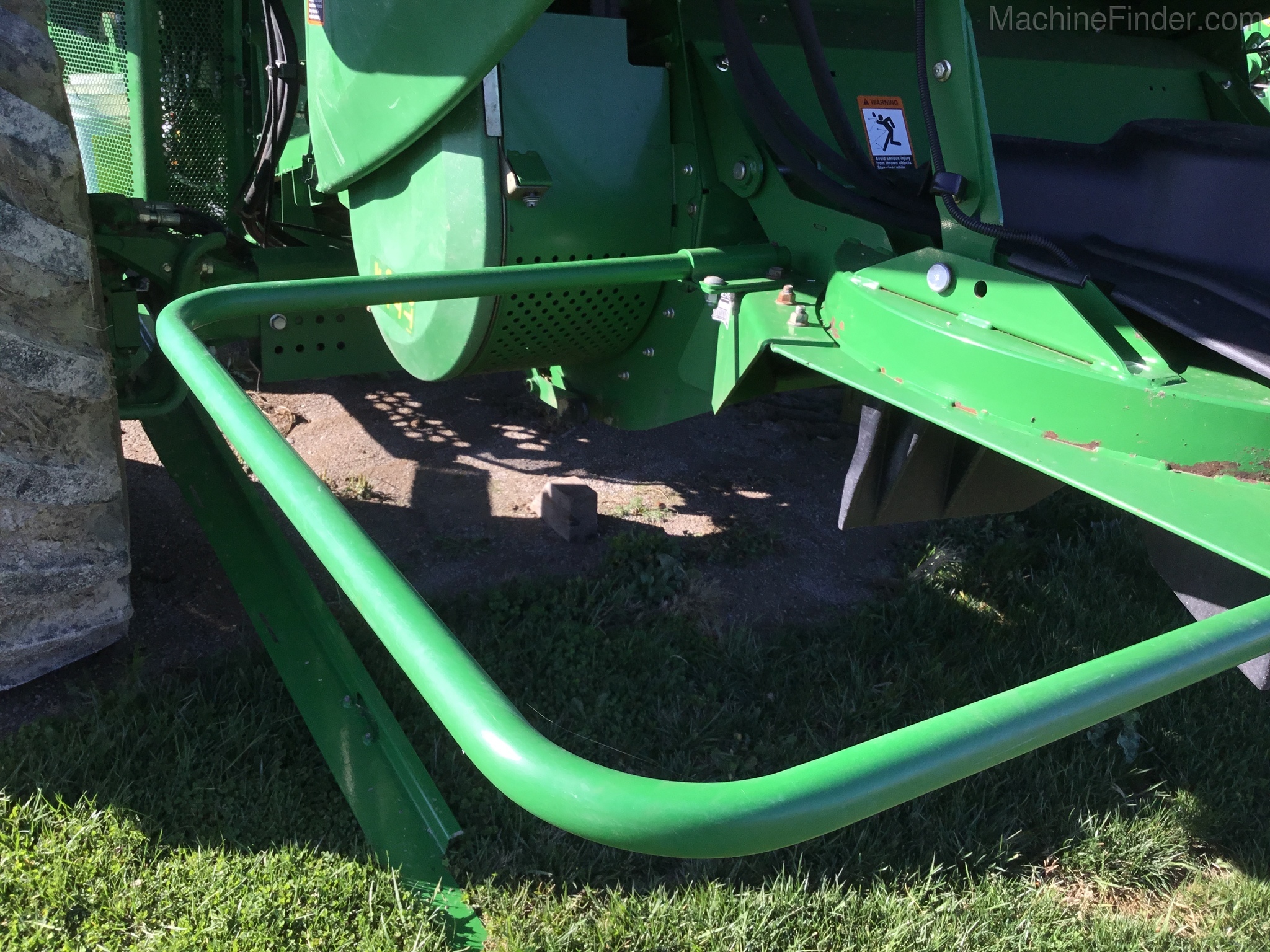2014 John Deere S670 Image 25