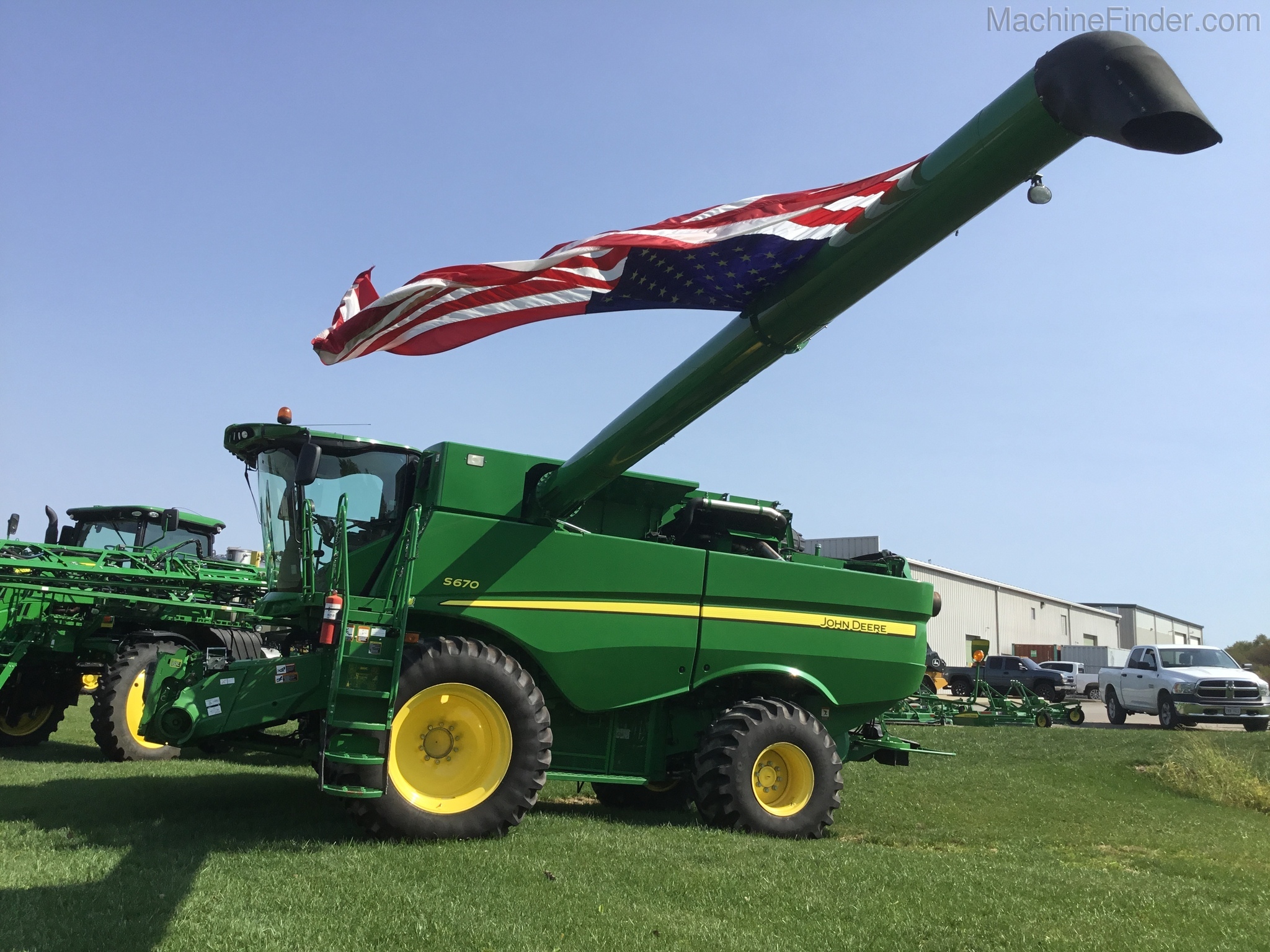 2014 John Deere S670 Image 1