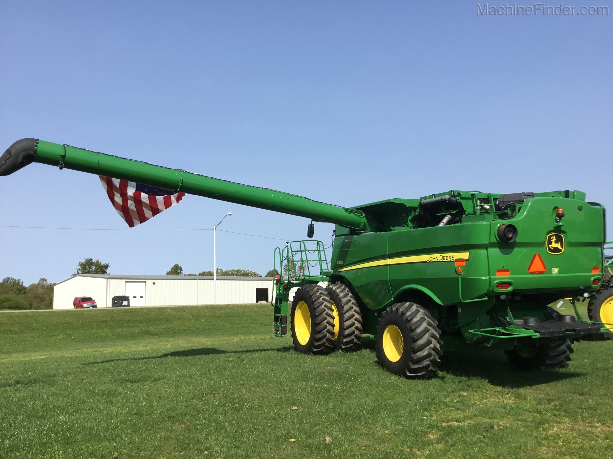 2014 John Deere S670 Image 3