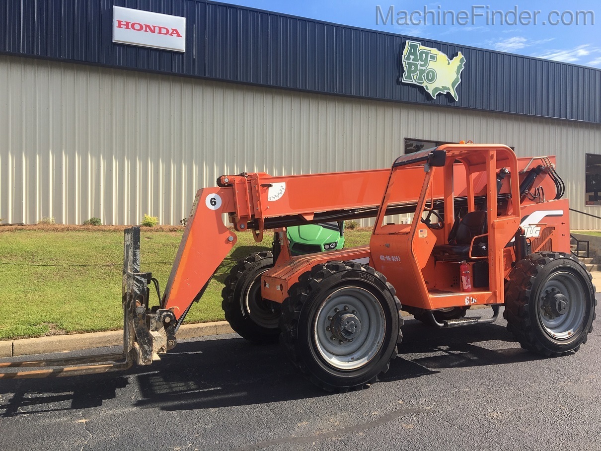 2012 Skytrak 6042 Image 1