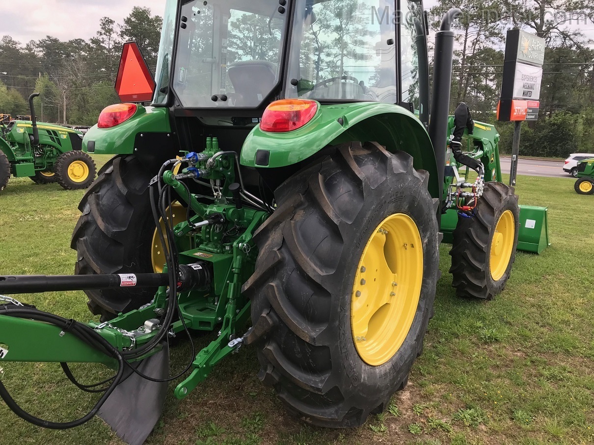 2020 John Deere 5090E Cab w/ Loader Image 4
