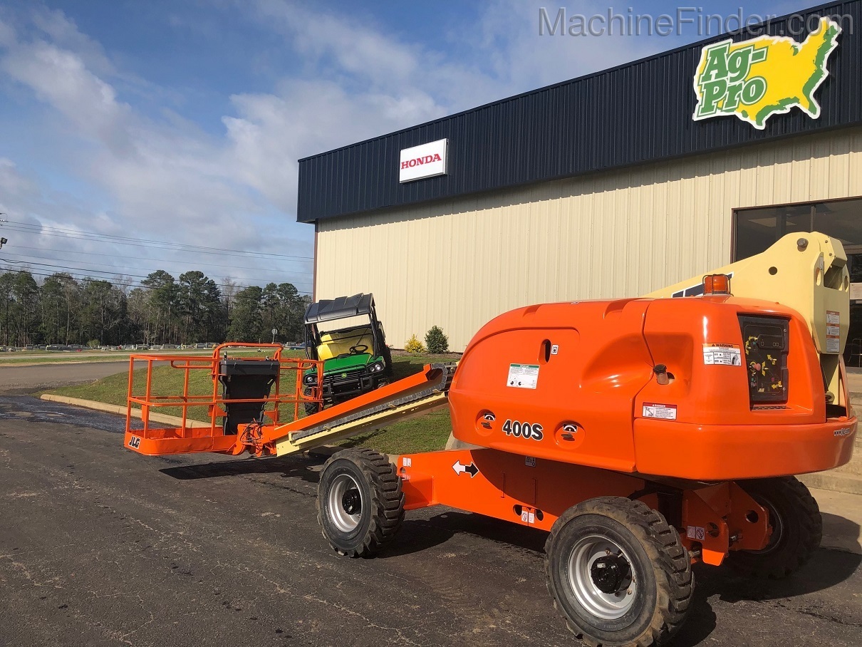 2012 JLG 400S Image 4