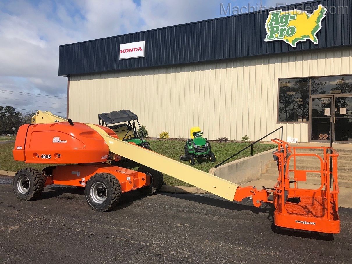 2012 JLG 400S Image 1