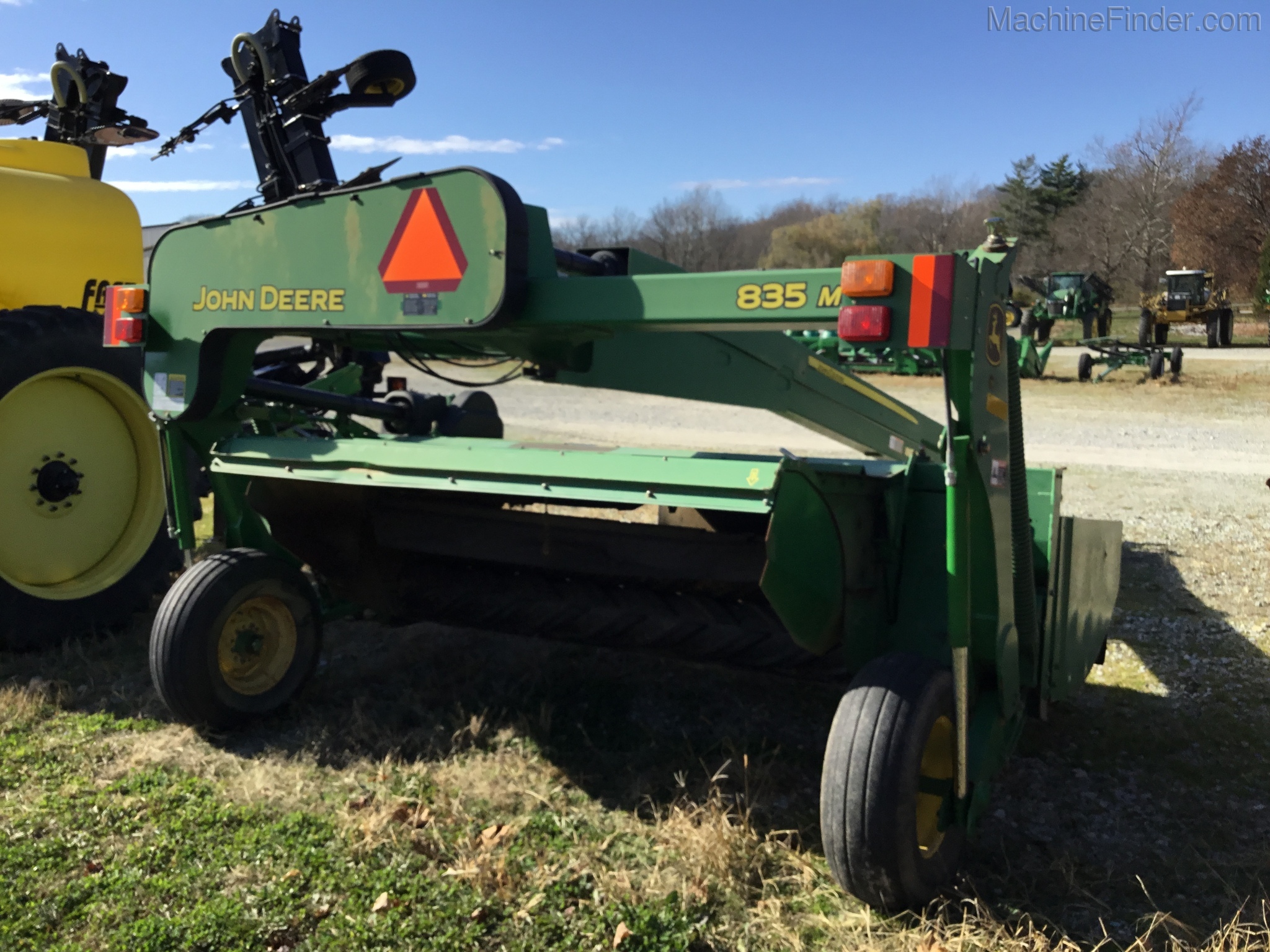 2009 John Deere 835 Image 10