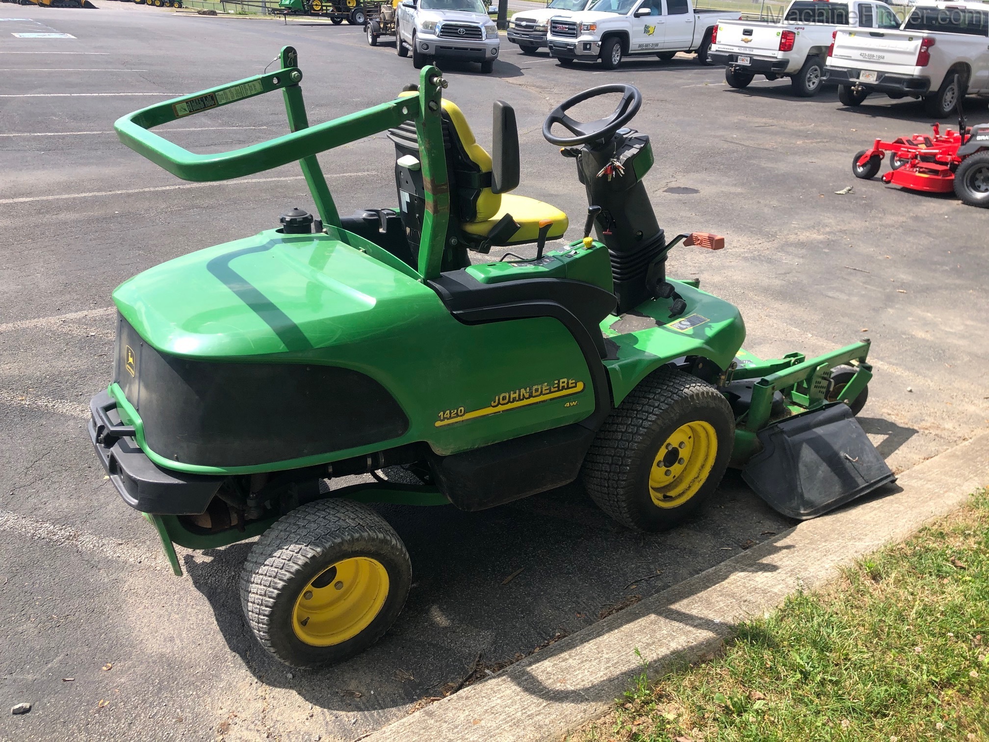 2001 John Deere 1420 Image 5