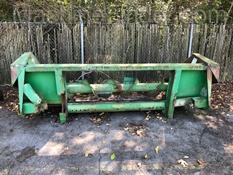 John Deere 443 Image 2