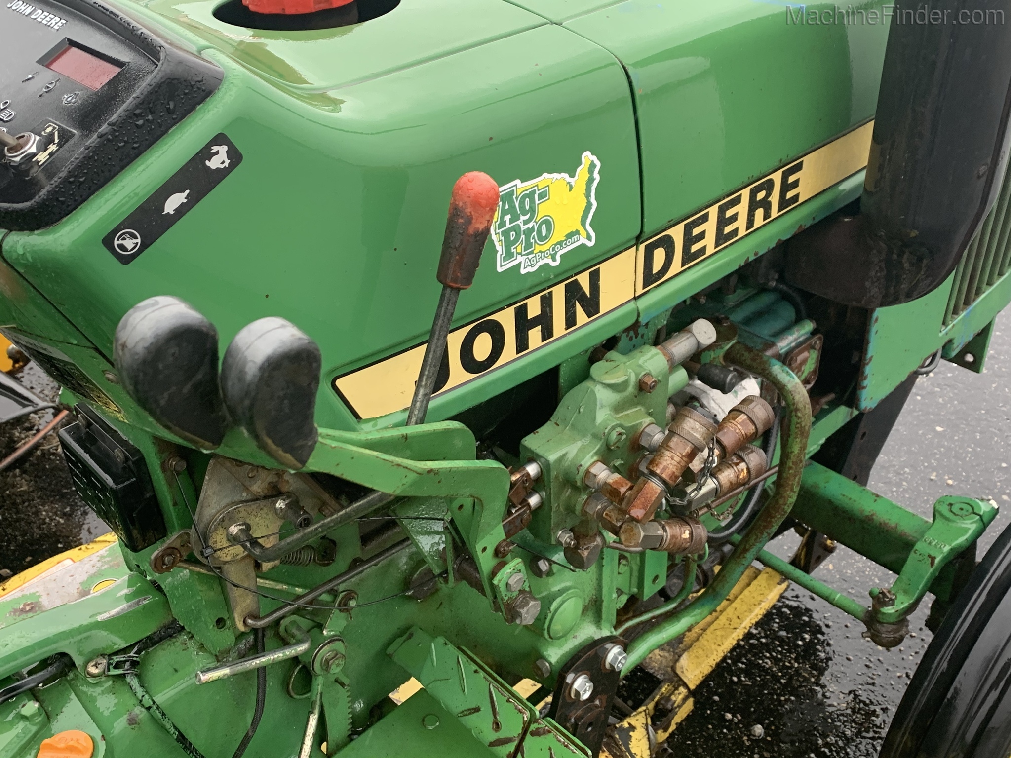 1982 John Deere 650 Image 3