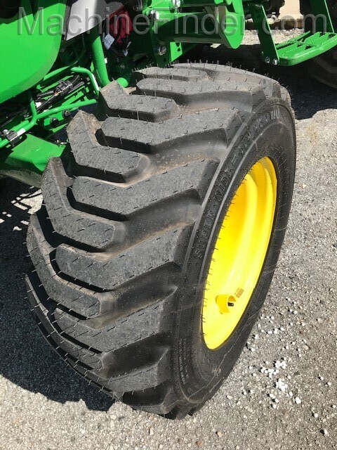 2020 John Deere 4066M HD Image 4