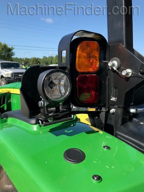 2020 John Deere 4066M HD Image 8
