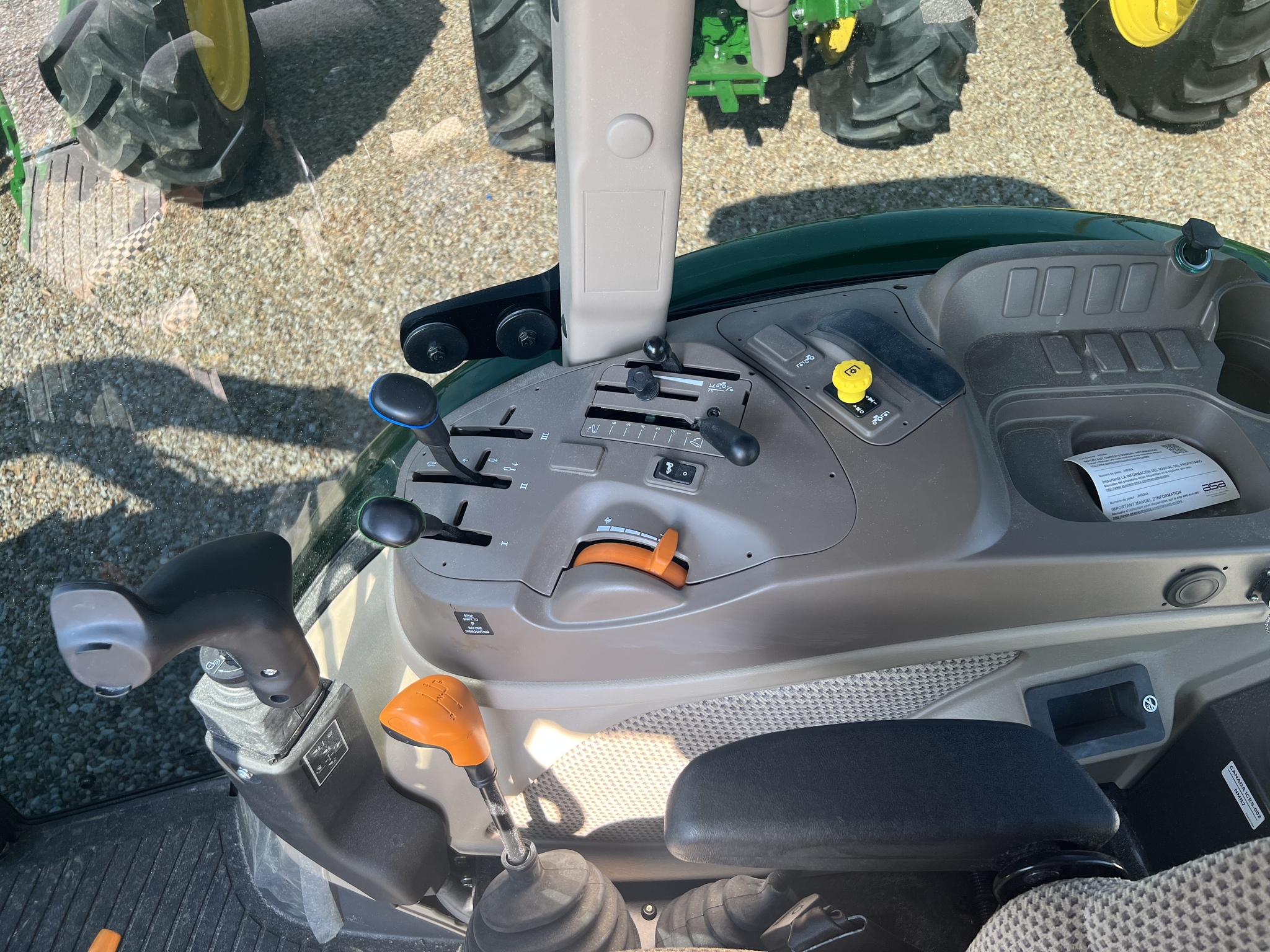 2020 John Deere 5100E Image 3