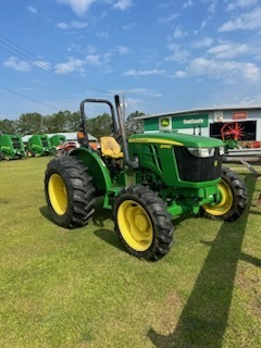 2017 John Deere 5065E Photo 1