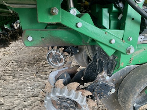 2021 John Deere 1775NT Image 5