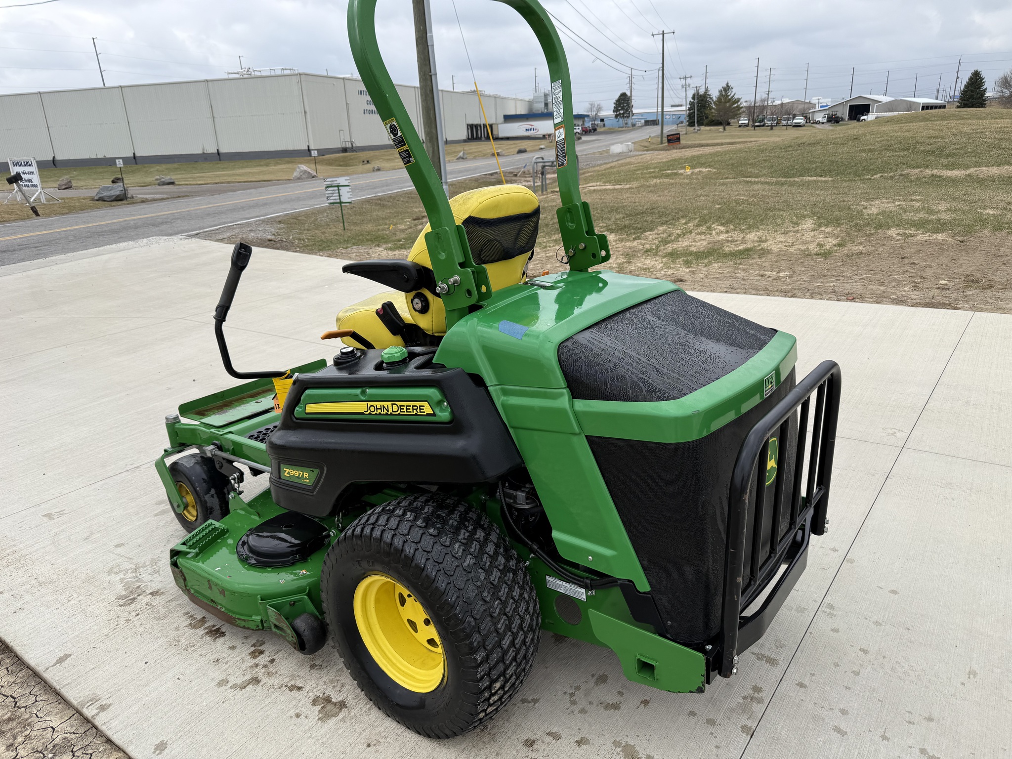 2017 John Deere Z997R Image 10
